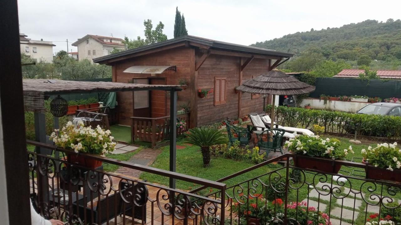 Chalet Impero Βίλα Scauri  Εξωτερικό φωτογραφία