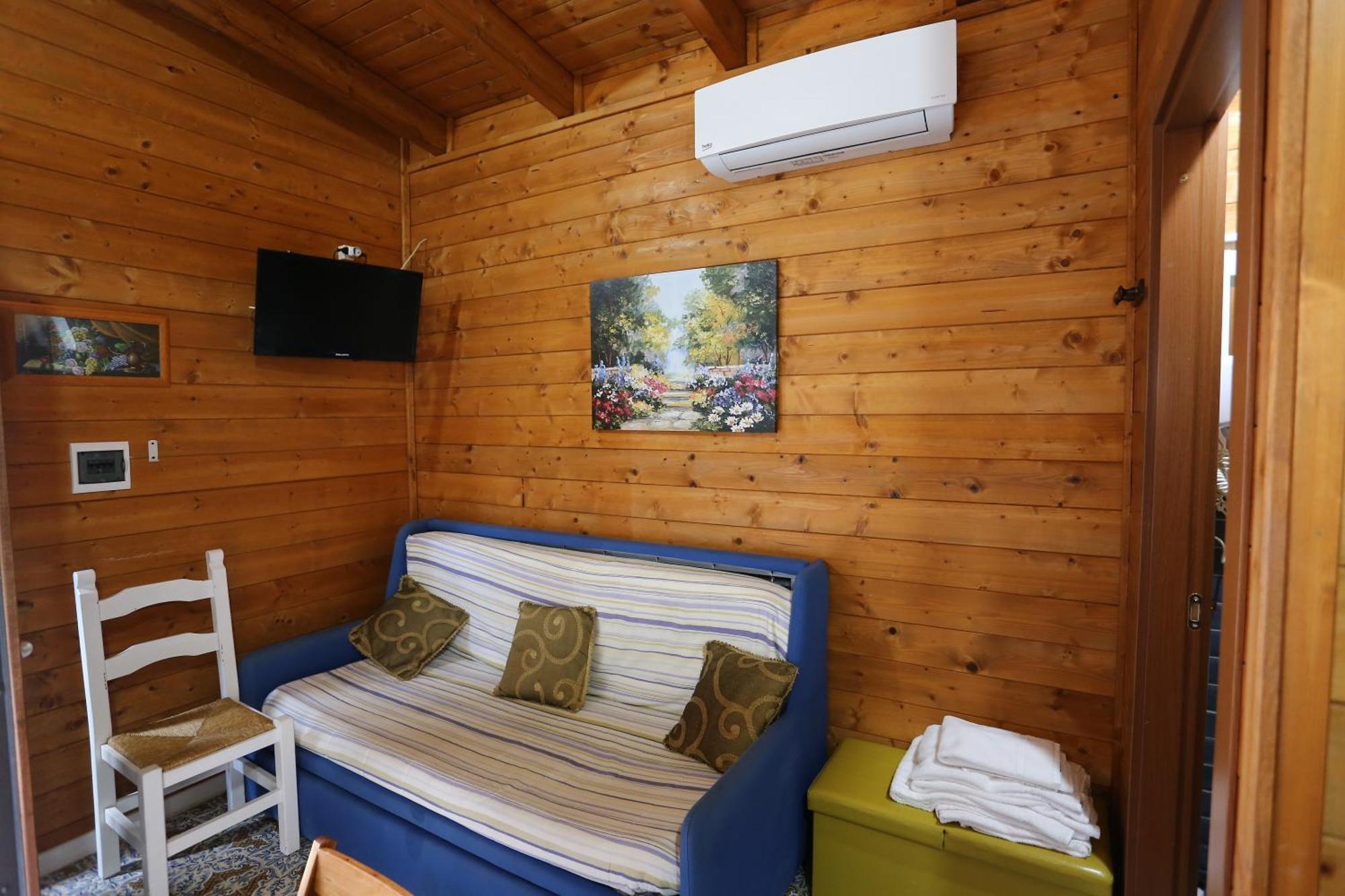 Chalet Impero Βίλα Scauri  Εξωτερικό φωτογραφία